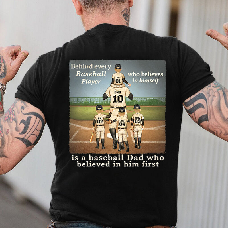 Personalisiertes T-Shirt Baseball Charakter Design Großes Geschenk für Sport-Fan Vatertag